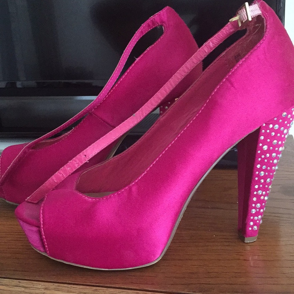 8.5 madden girl 4 inch heel